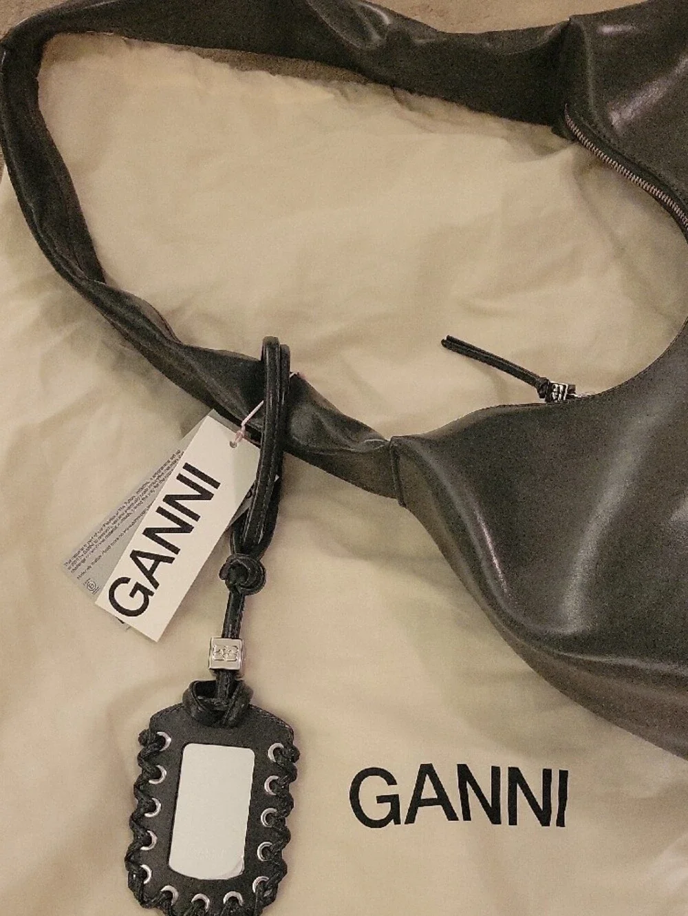 Ganni highlights steal